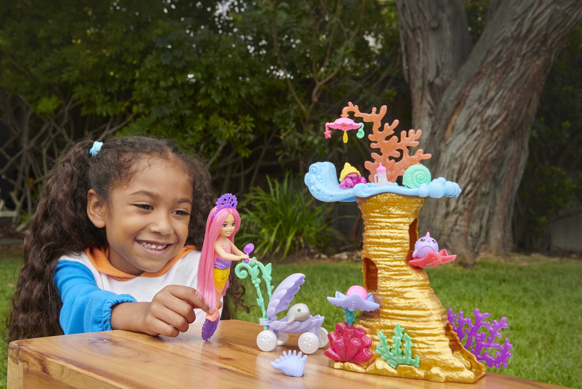 Barbie Mermaid Power Chelsea Mermaid Doll with Pets Playset - Image 3