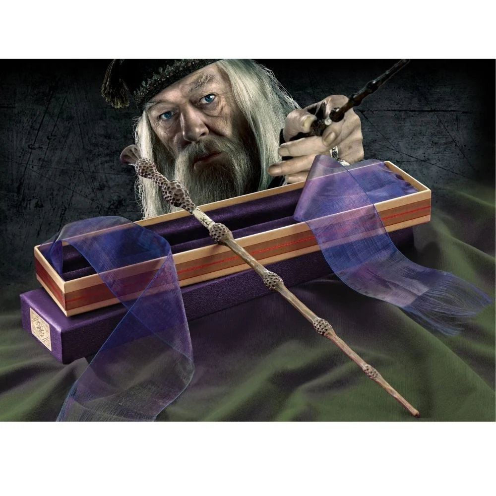 Harry Potter Professor Dumbledore Wand in Ollivanders Box by The Noble Collection - Image 2