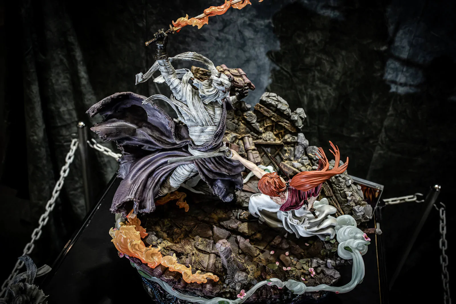 Rurouni Kenshin Elite Exclusive Kenshin VS Shishio (25th Anniversary) Limited Edition 1/6 Scale Statue - Image 4