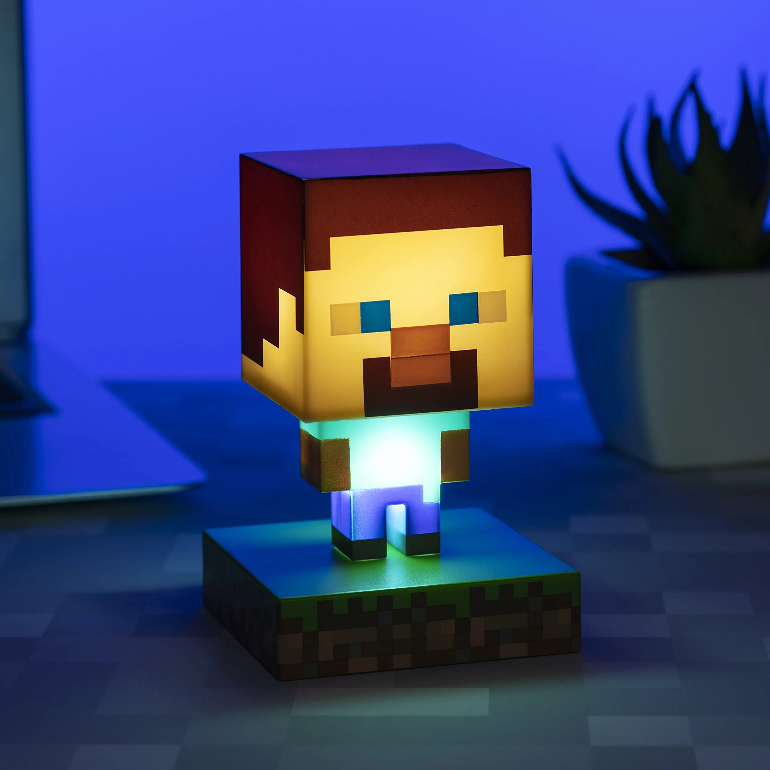 Minecraft Steve Icon Light V2 vy Paladone - Image 2